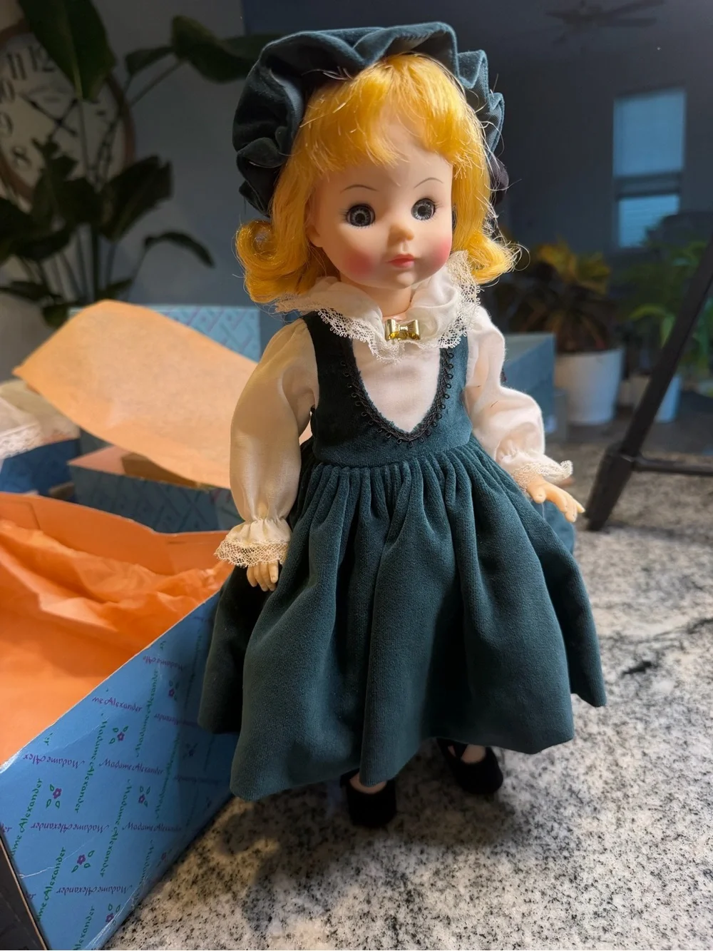Madame Alexander Bellows Anne with Japanese Parasol Doll Brand new with tags